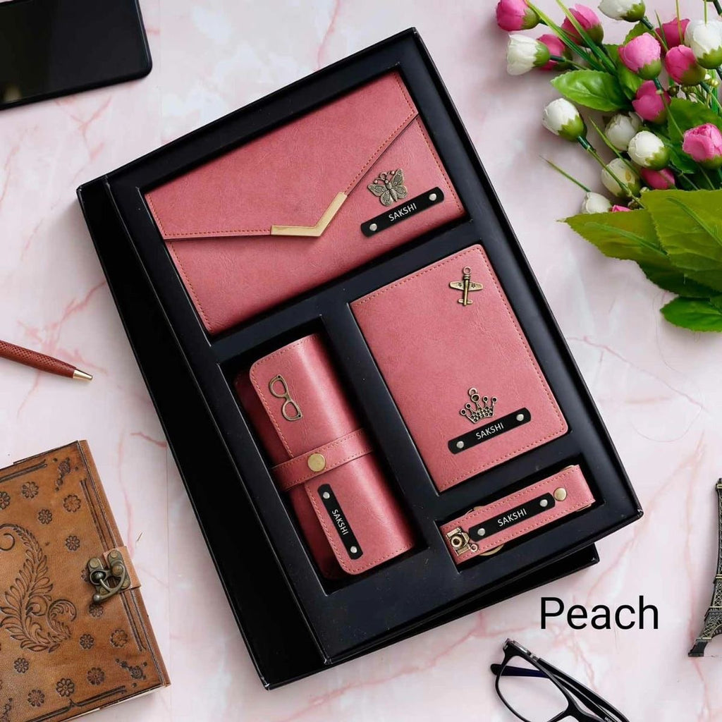 Personalized Clutch Hamper for Women – 4 Items Gift Box
