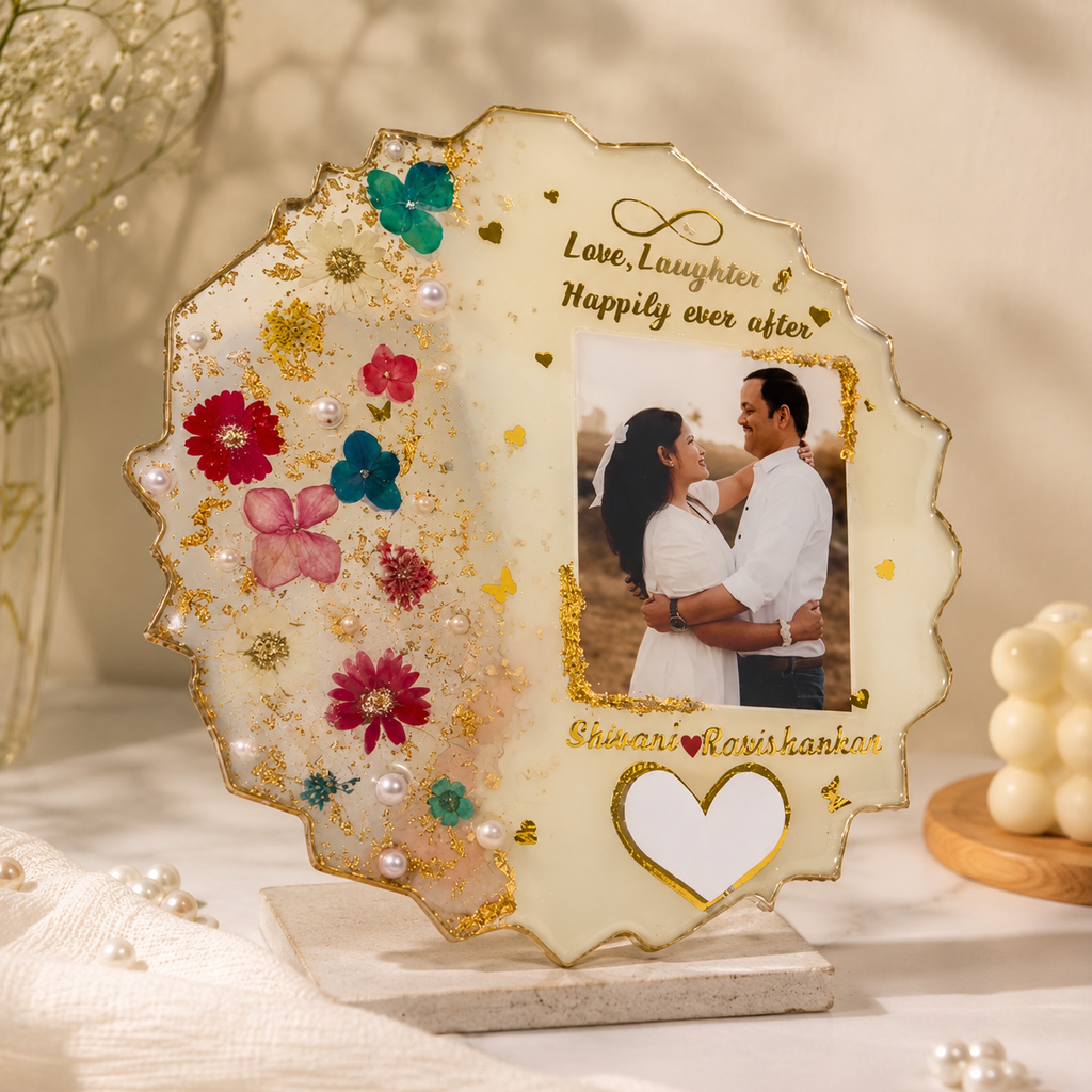 Personalized Resin Couple Photo Frame with Name & Gold Foil – Custom Anniversary / Wedding Gift