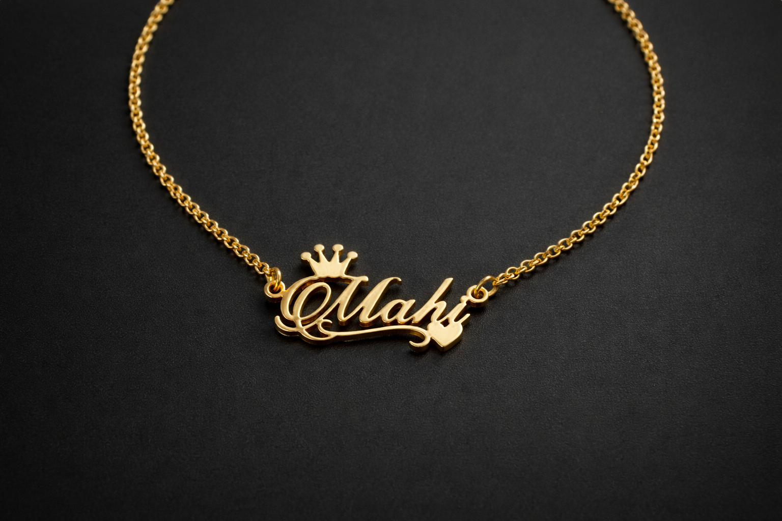 Personalized Crown Name Necklace – Custom Gold Name Chain for Women